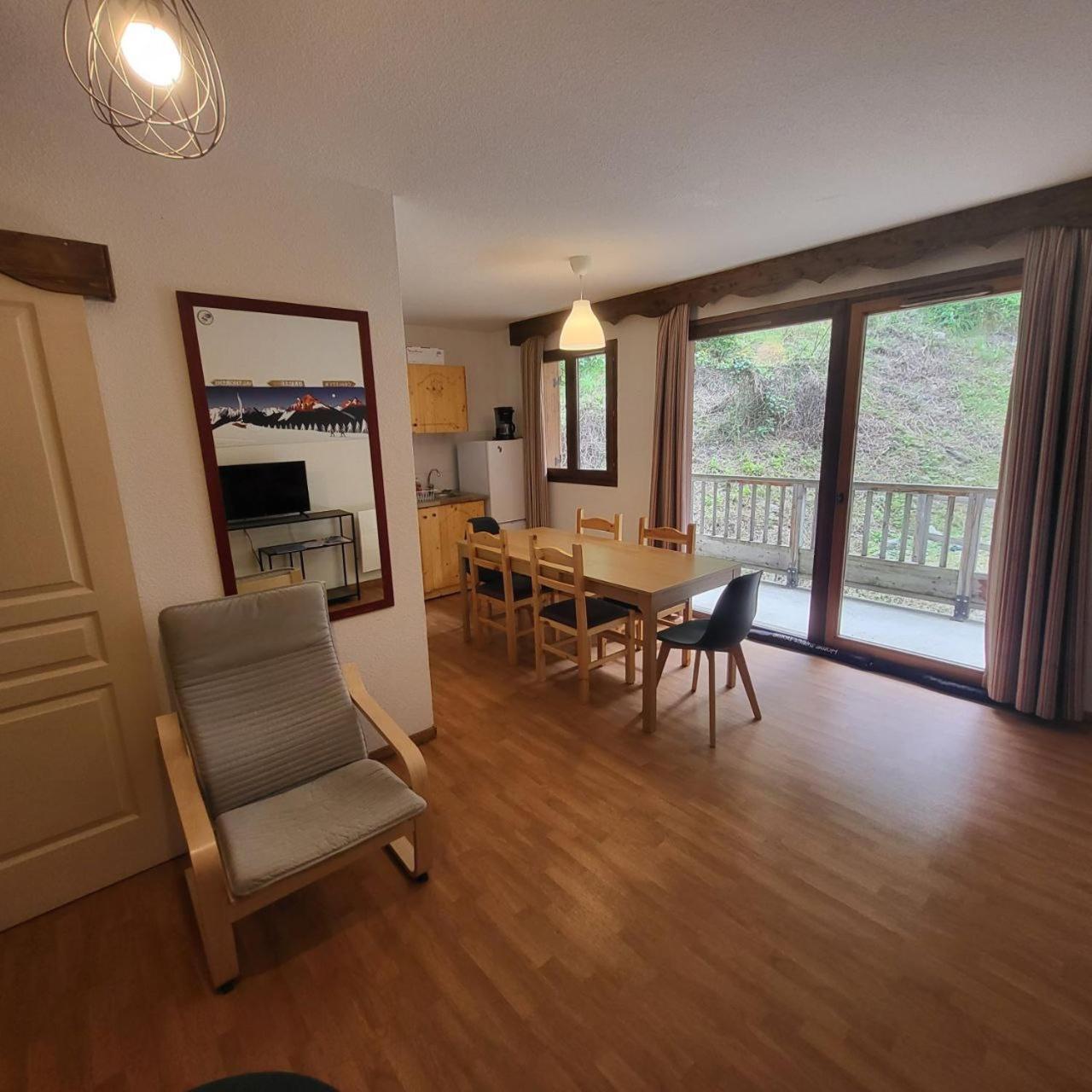 Appartements en résidence sport d'hiver, piscine, jacuzzi et sauna Orelle Exterior foto