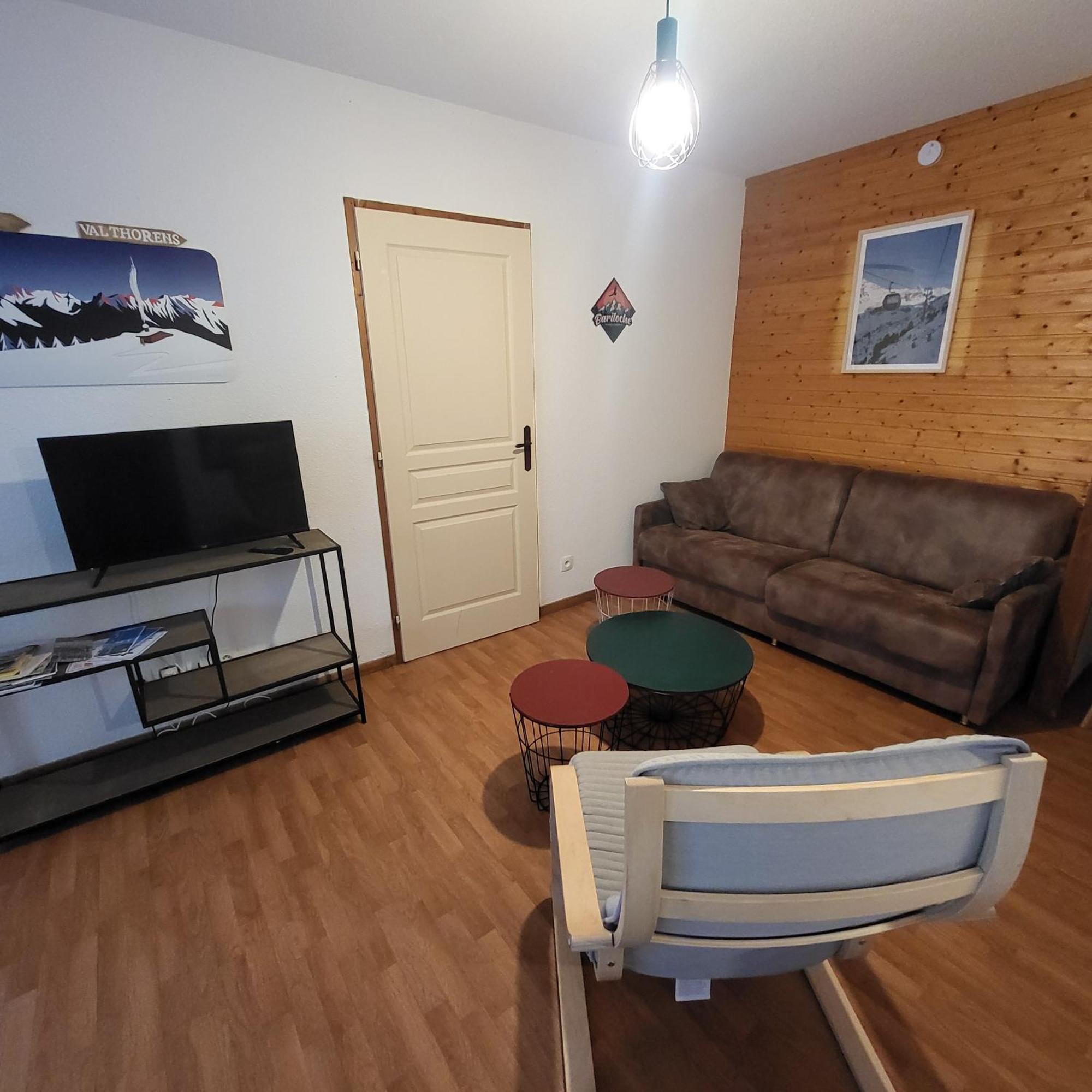 Appartements en résidence sport d'hiver, piscine, jacuzzi et sauna Orelle Habitación foto